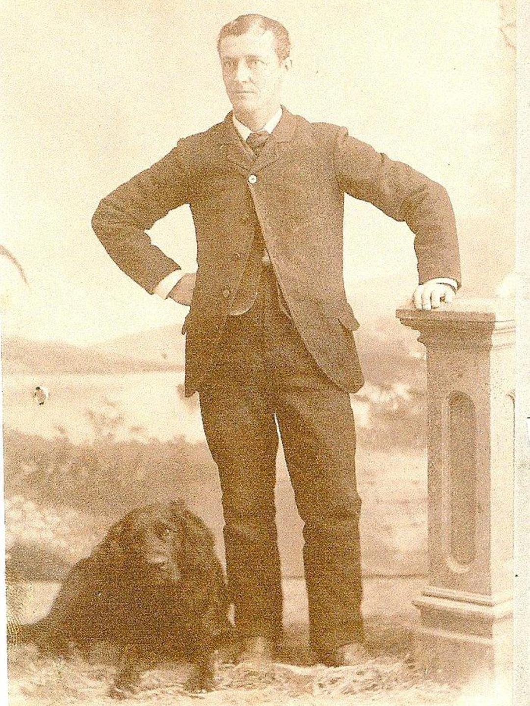 John Kelly (1847 - 1926) Profile